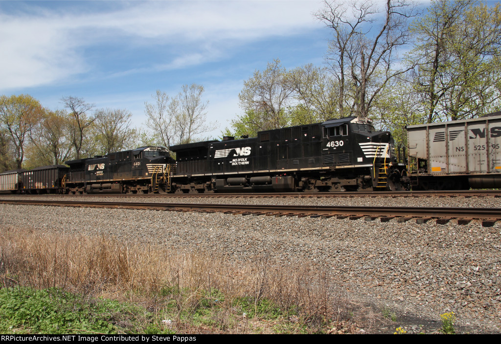 NS 4630 and 4401 as mid-train DPUs on train 594